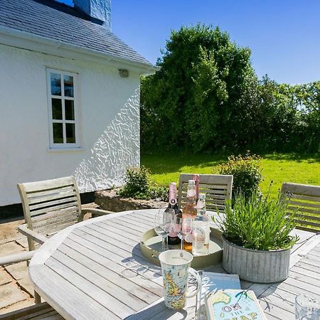 Villa Glan Gors Felin Llanrhyddlad Esterno foto